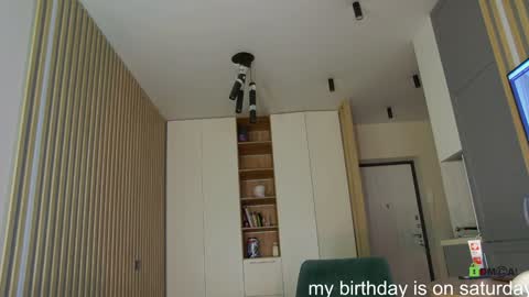 Kate online show from 12/14/24, 02:31