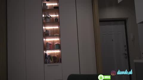 Kate online show from 02/21/25, 05:31