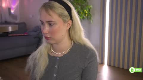 Snapshot of _kateline_ chatting on 03/24/26, 04:12 Kate online show from 03/24/26, 04:12