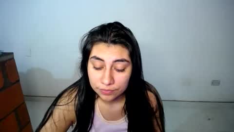Snapshot of _katerin_love chatting on 04/21/26, 02:51 kateryn online show from 04/21/26, 02:51