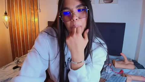 Snapshot of _kathya_spinelli_ chatting on 07/28/26, 04:39 kathy online show from 07/28/26, 04:39