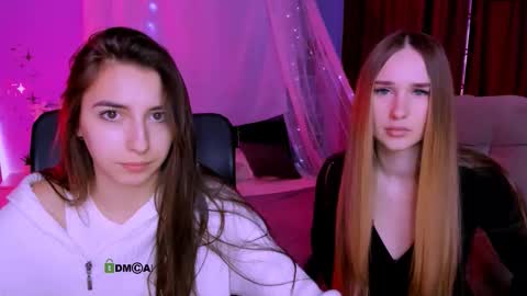 _kellykitten_ online show from 03/18/26, 09:45