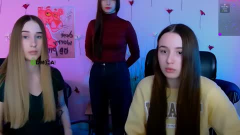 _kellykitten_ online show from 04/28/26, 09:03