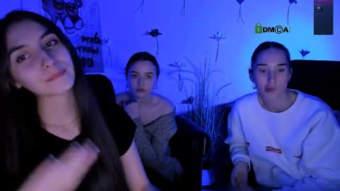_kellykitten_ online show from 04/29/26, 05:30