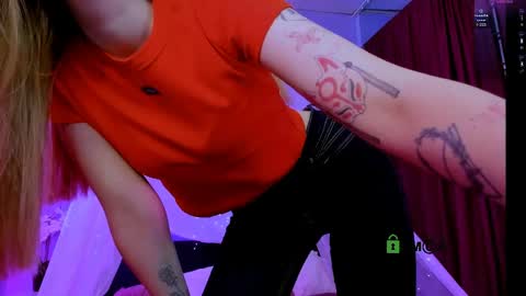 _kellykitten_ online show from 05/07/26, 08:52