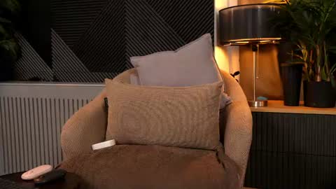 FANSLY ---   anal in private 700 tokens online show from 06/23/26, 02:48