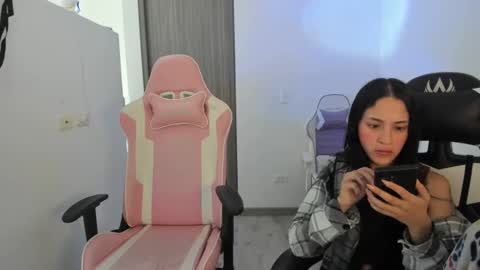 khloe sweet online show from 10/30/25, 01:23