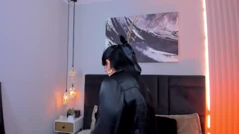 Kiraaaa 0 online show from 03/18/26, 09:18