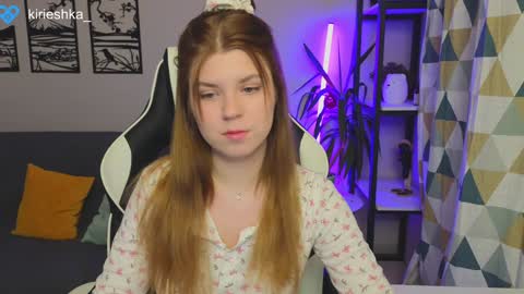 Snapshot of _kirieshka chatting on 12/06/24, 01:55 Molly Emily online show from 12/06/24, 01:55