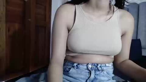 Snapshot of _kita chatting on 09/22/25, 01:46 Jalina online show from 09/22/25, 01:46