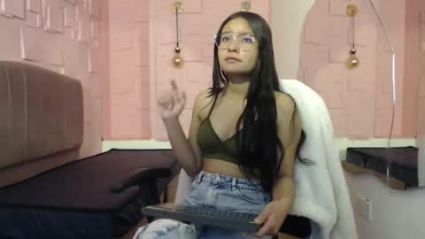 Snapshot of _kita chatting on 10/02/25, 02:24 Jalina online show from 10/02/25, 02:24