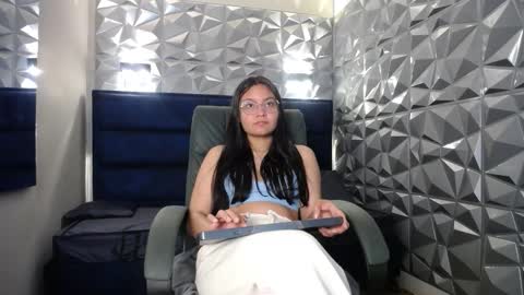 Snapshot of _kita chatting on 11/23/25, 03:12 Jalina online show from 11/23/25, 03:12