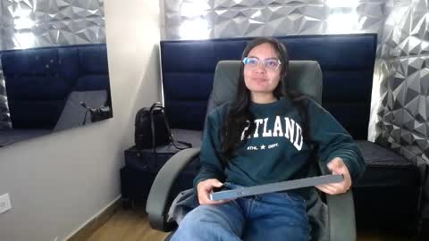 Snapshot of _kita chatting on 11/25/25, 11:54 Jalina online show from 11/25/25, 11:54