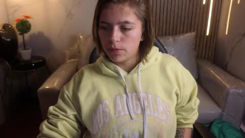 _kitten_1 online show from 04/29/26, 02:59