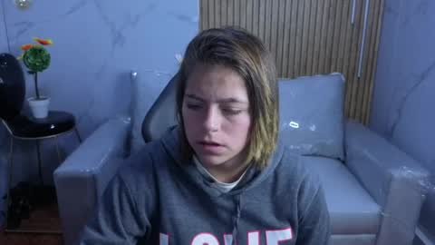 _kitten_1 online show from 05/02/26, 03:33