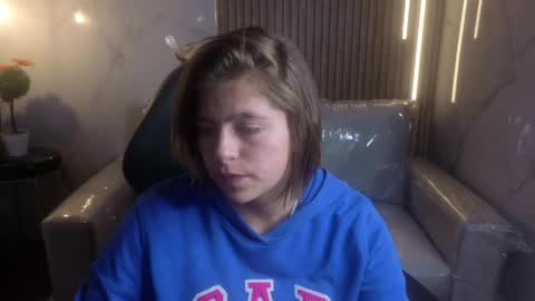 _kitten_1 online show from 05/10/26, 04:28