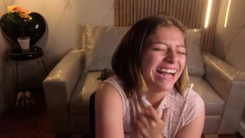_kitten_1 online show from 06/14/26, 03:30