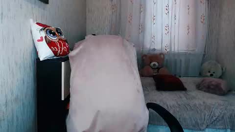 Snapshot of _kittyboo chatting on 01/10/26, 08:49 Aleksa online show from 01/10/26, 08:49