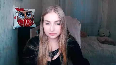 Snapshot of _kittyboo chatting on 01/15/26, 07:02 Aleksa online show from 01/15/26, 07:02