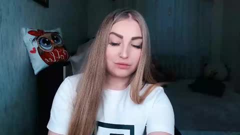 Snapshot of _kittyboo chatting on 01/19/26, 07:12 Aleksa online show from 01/19/26, 07:12