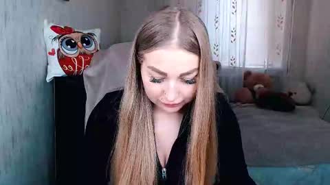 Snapshot of _kittyboo chatting on 03/10/26, 06:51 Aleksa online show from 03/10/26, 06:51