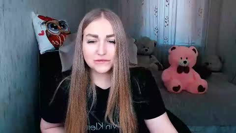 Snapshot of _kittyboo chatting on 03/24/26, 07:13 Aleksa online show from 03/24/26, 07:13