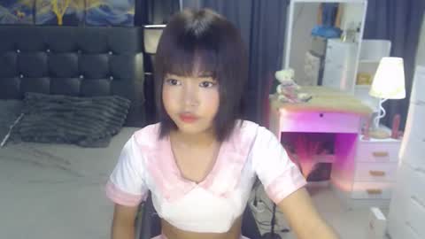 Snapshot of _kittyk7 chatting on 03/06/26, 12:01 bugrang online show from 03/06/26, 12:01