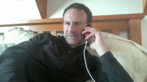 Kiwi online show from 06/13/26, 04:21