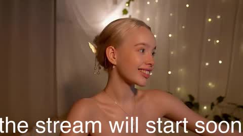 Snapshot of _kkkhaleesi_ chatting on 02/15/26, 10:39 DENI online show from 02/15/26, 10:39