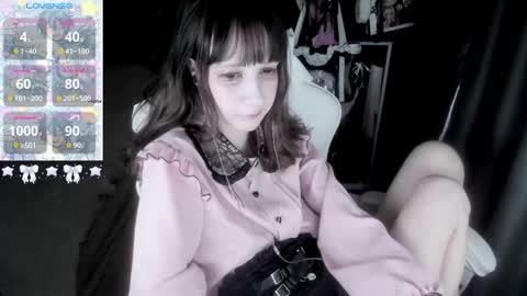  kuro  online show from 10/10/25, 07:18