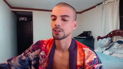 Snapshot of _kurt420 chatting on 02/07/26, 01:42 KURT online show from 02/07/26, 01:42