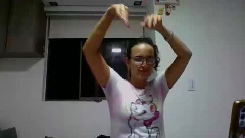 SANDRA online show from 09/21/25, 08:05