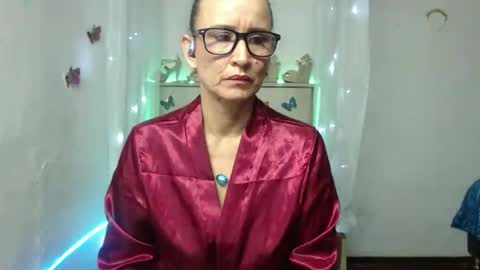 SANDRA online show from 11/21/25, 06:23