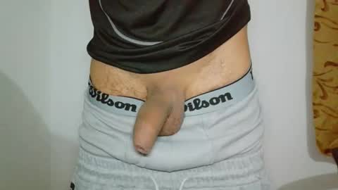 _lalo_0 online show from 05/01/26, 05:45