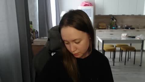 _lalune_ online show from 03/12/26, 09:48