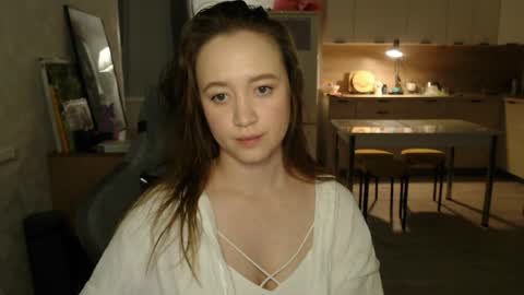 Snapshot of _lalune_ chatting on 03/30/26, 03:24 _lalune_ online show from 03/30/26, 03:24