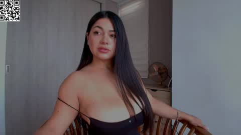 Snapshot of _lasuescun chatting on 05/06/26, 05:51 Alejandra suescun online show from 05/06/26, 05:51