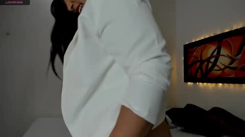 Lauralove online show from 05/06/26, 11:32