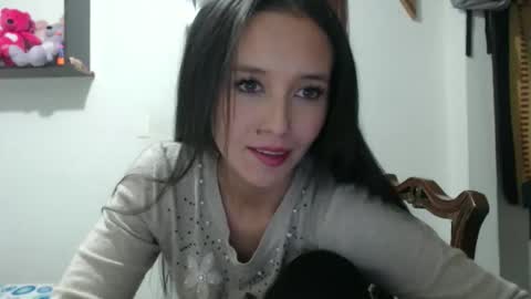 Snapshot of _laureneyes chatting on 12/03/25, 05:26 Lauren 3 online show from 12/03/25, 05:26