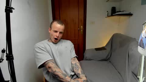 Layne online show from 04/26/26, 12:03