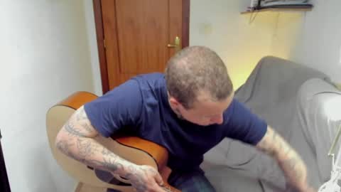 Layne online show from 05/01/26, 12:10