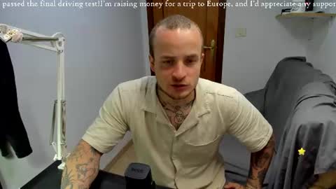 Snapshot of _layne chatting on 06/16/26, 03:25 Layne online show from 06/16/26, 03:25