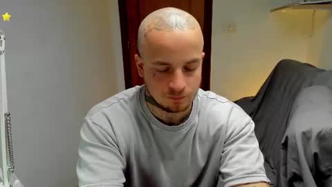 Layne online show from 06/24/26, 01:54
