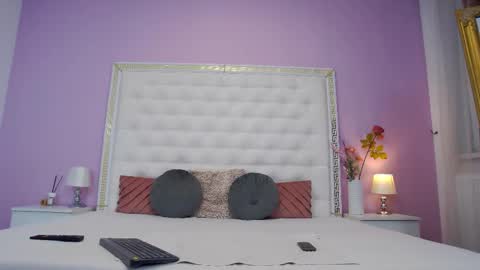 Lena Paul online show from 12/04/25, 05:06