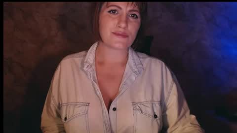 Letty online show from 10/18/25, 10:54