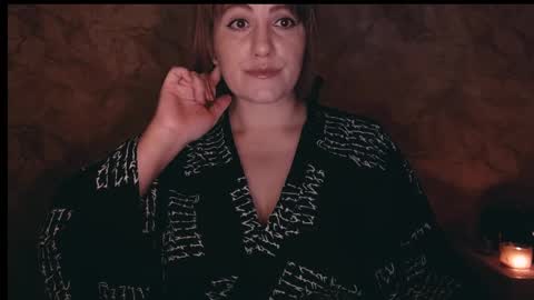 Letty online show from 12/16/25, 09:42