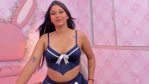  Lia Swan  online show from 12/18/25, 04:29