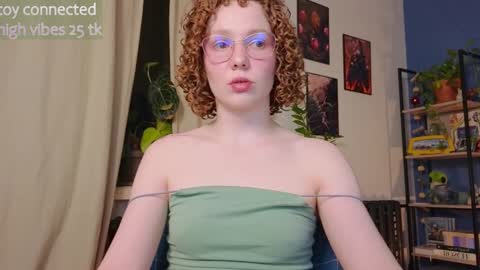 Snapshot of _lightmyfire chatting on 02/04/25, 01:45 Salome   Lovense always on from 5 tk   My content and your custom requests  online show from 02/04/25, 01:45