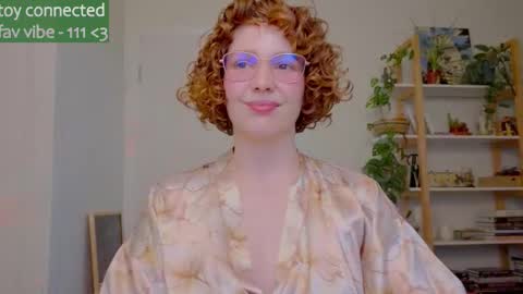 Snapshot of _lightmyfire chatting on 10/05/25, 06:12 Salome   Lovense always on from 5 tk   My content and your custom requests  online show from 10/05/25, 06:12