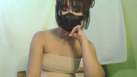 _lilies_gigi_ online show from 01/16/26, 05:11